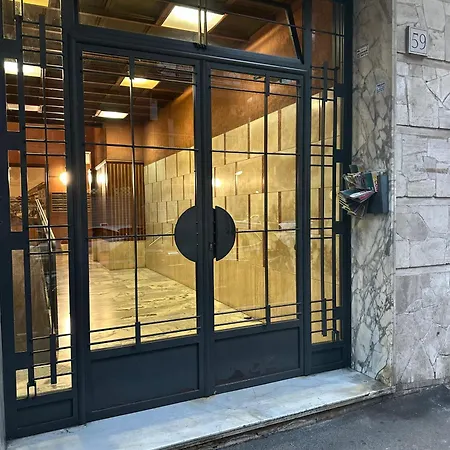 Le Quattro Lune, Centro לינה וארוחת בוקר רומא