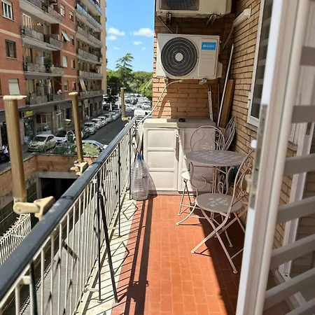 Le Quattro Lune, Centro Bed and Breakfast