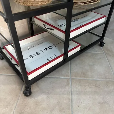 Le Quattro Lune, Centro Bed and Breakfast 4*